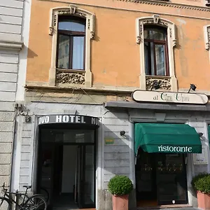 Hotel Nuovo, Milão